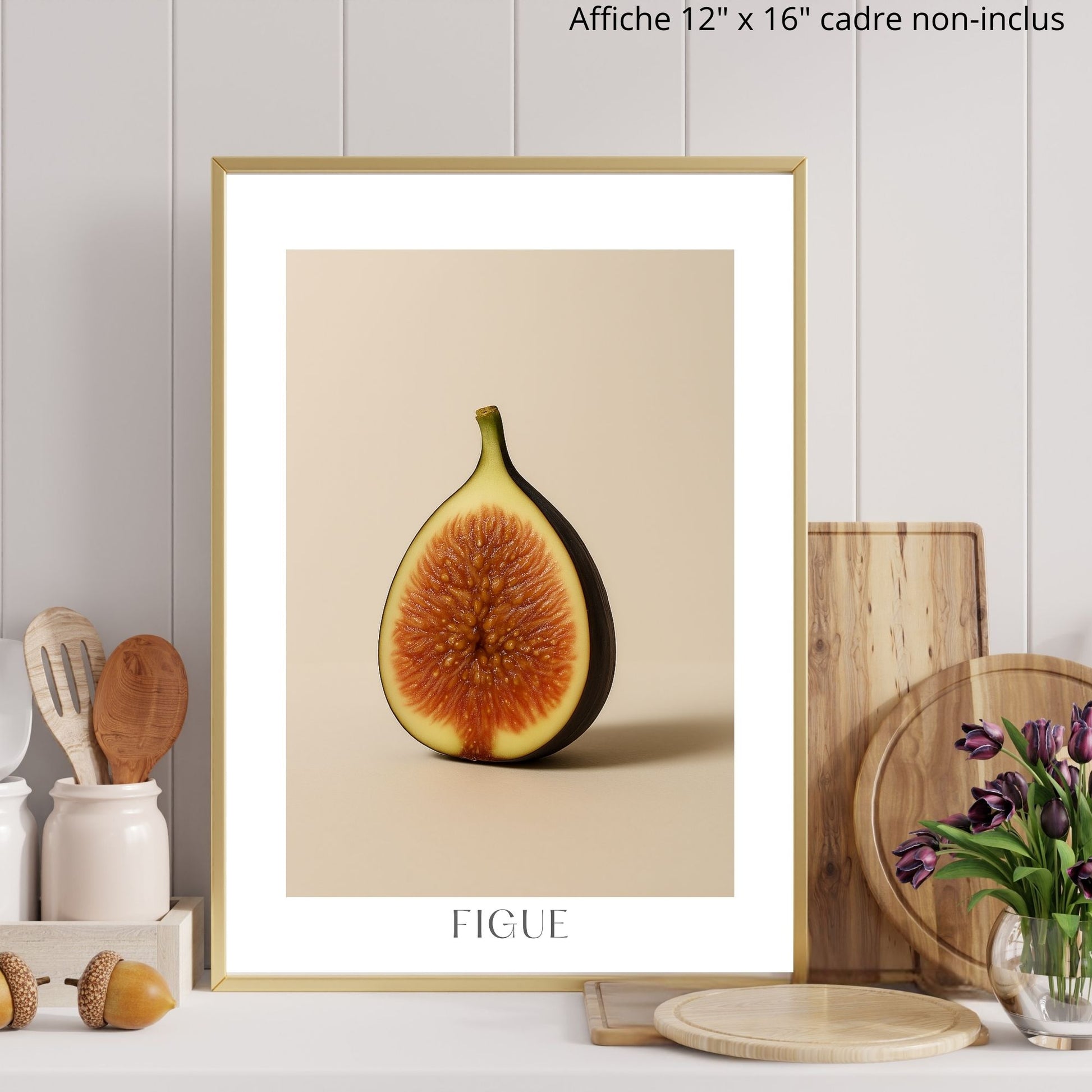 Cette affiche photo-réaliste artistique de grand format illustre met en scène une figue coupée comme une œuvre vivante. L’affiche évoque la chaleur du sud, la douceur du fruit mûr et la beauté des imperfections naturelles.

S'agence parfaitement avec les affiches:&nbsp; Citron / Branche d'olivier

* AFFICHE SEULEMENT- CADRE NON INCLUS*